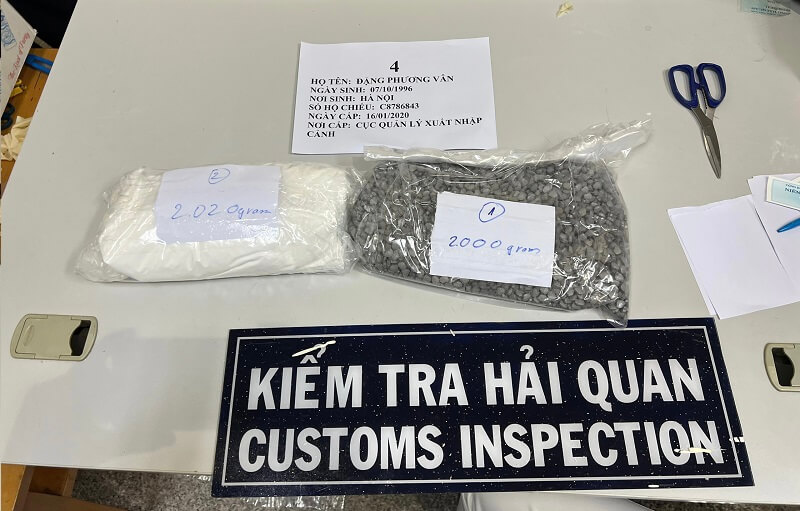 Không phát hiện ma túy khi khám xét nơi ở của 4 tiếp viên hàng không Vietnam Airlines