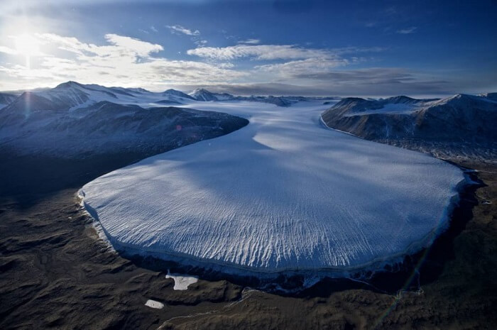 hung lũng khô có một khối băng tồn tại nhưng lại nằm ở các sông băng4